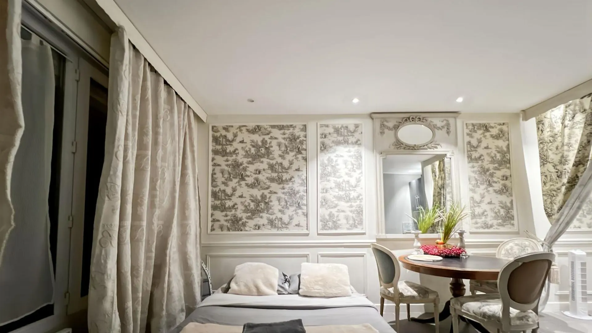 Apartment Gare Du Nord & Canal St-Martin Paris